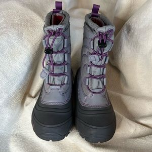 Big Kids The North Face Alpenglow IV Snow Boots - Waterproof, Insulated - SZ 2